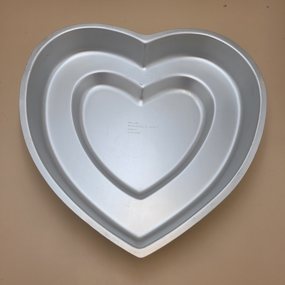 Wilton Double Heart Tiered Cake Pan Aluminum Silver 502-2695 11x10 wedding love
